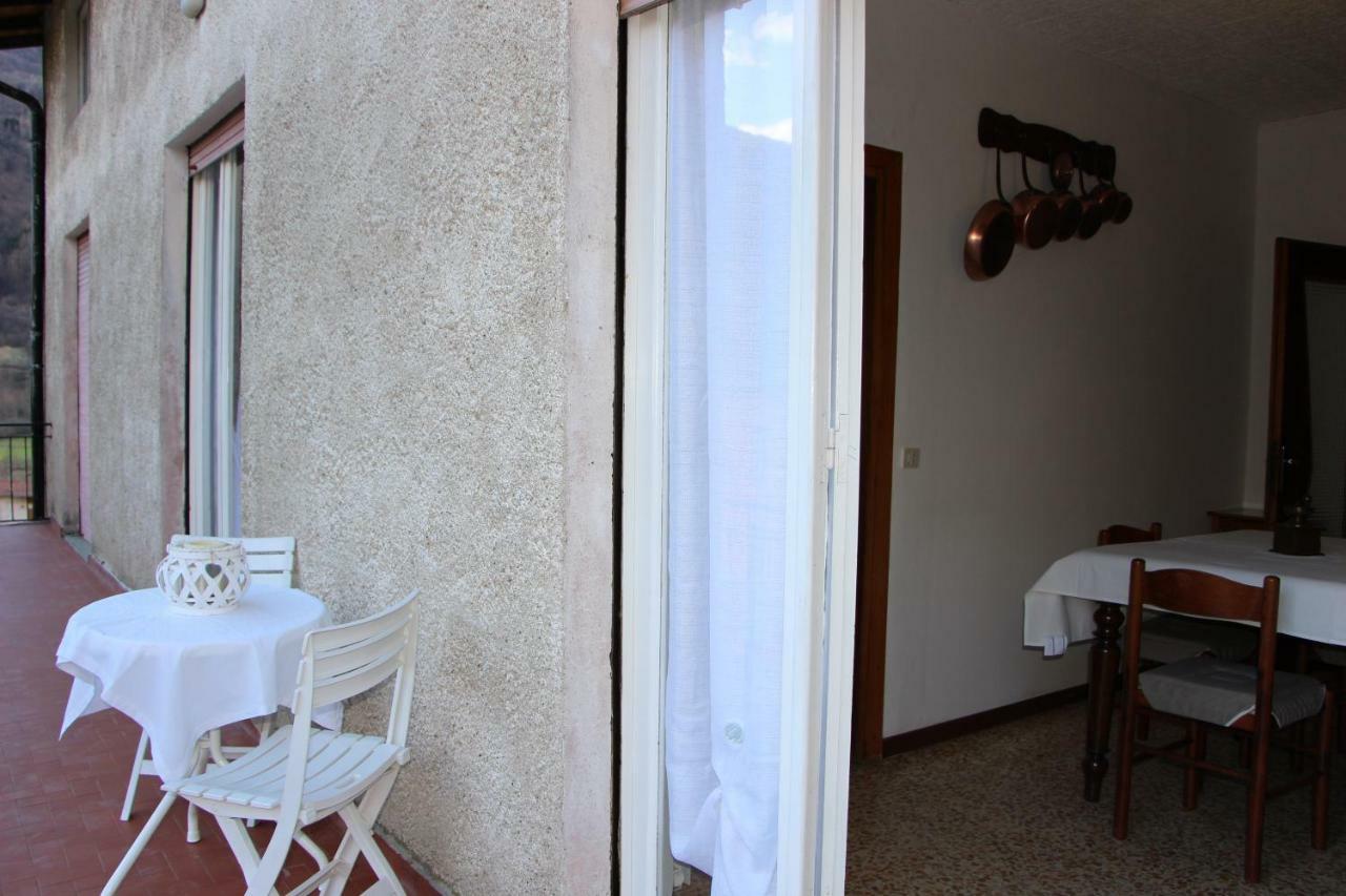 Casa Di Gianni Apartment Primaluna Luaran gambar