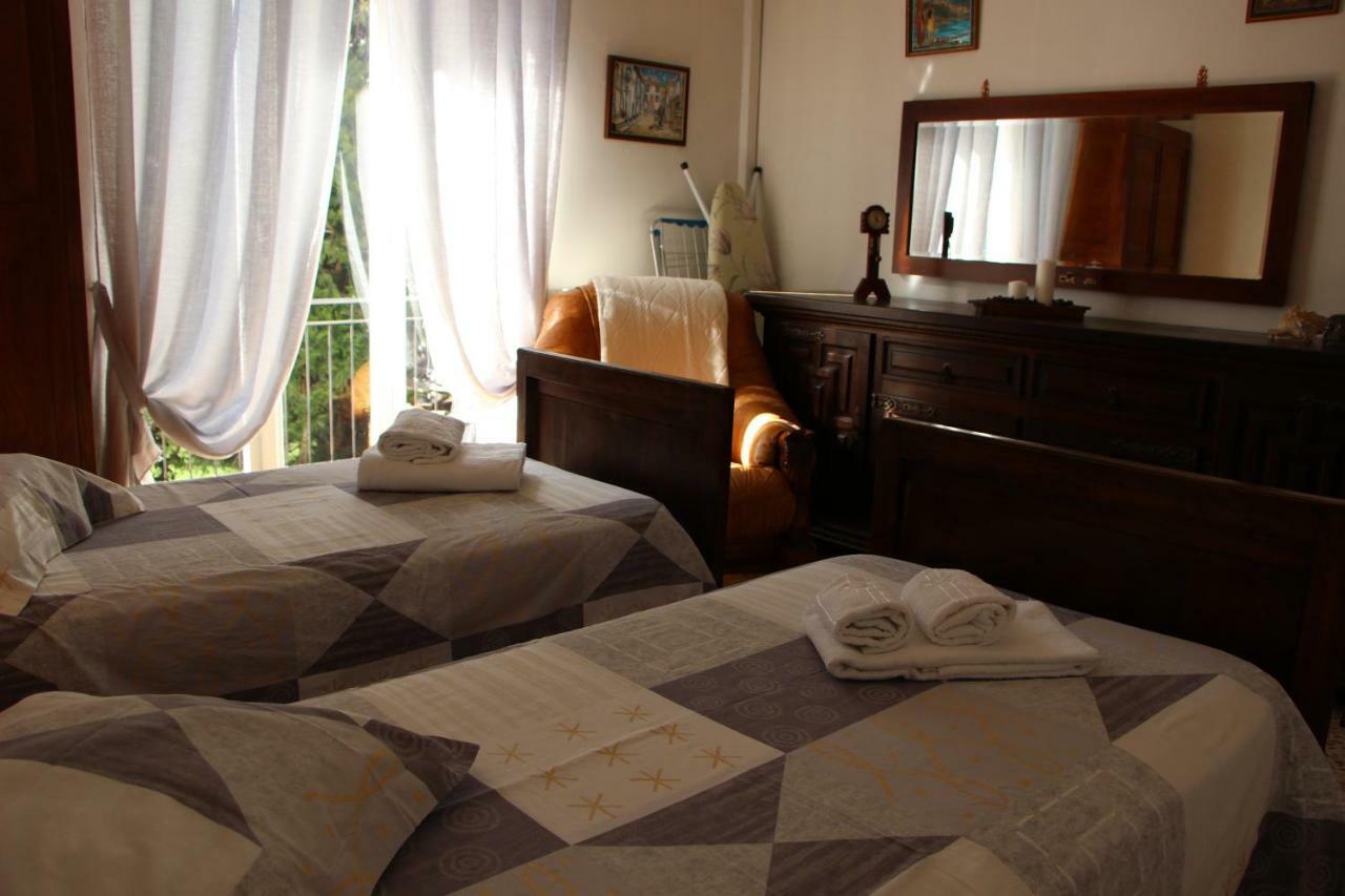 Casa Di Gianni Apartment Primaluna Luaran gambar