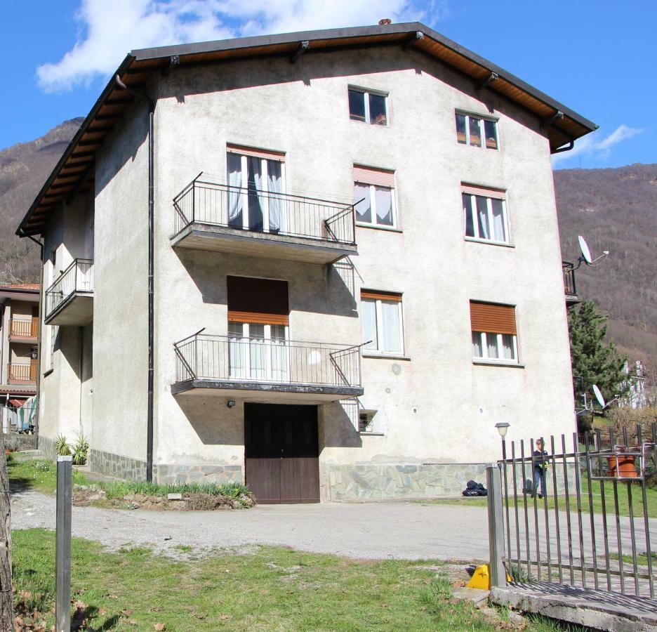 Casa Di Gianni Apartment Primaluna Luaran gambar